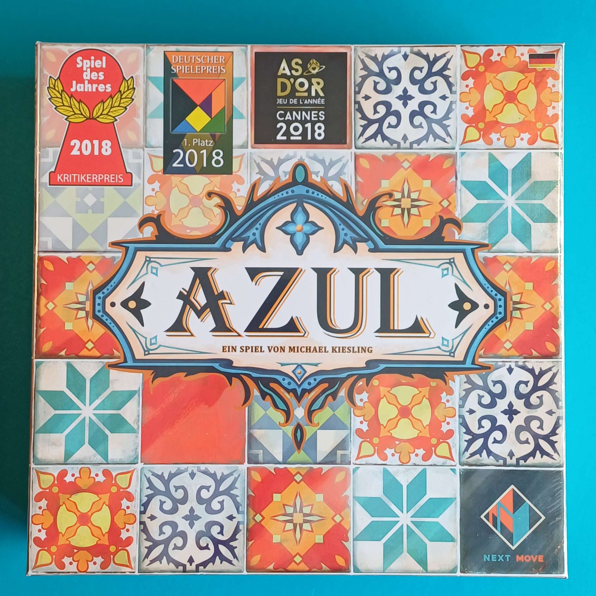 Azul