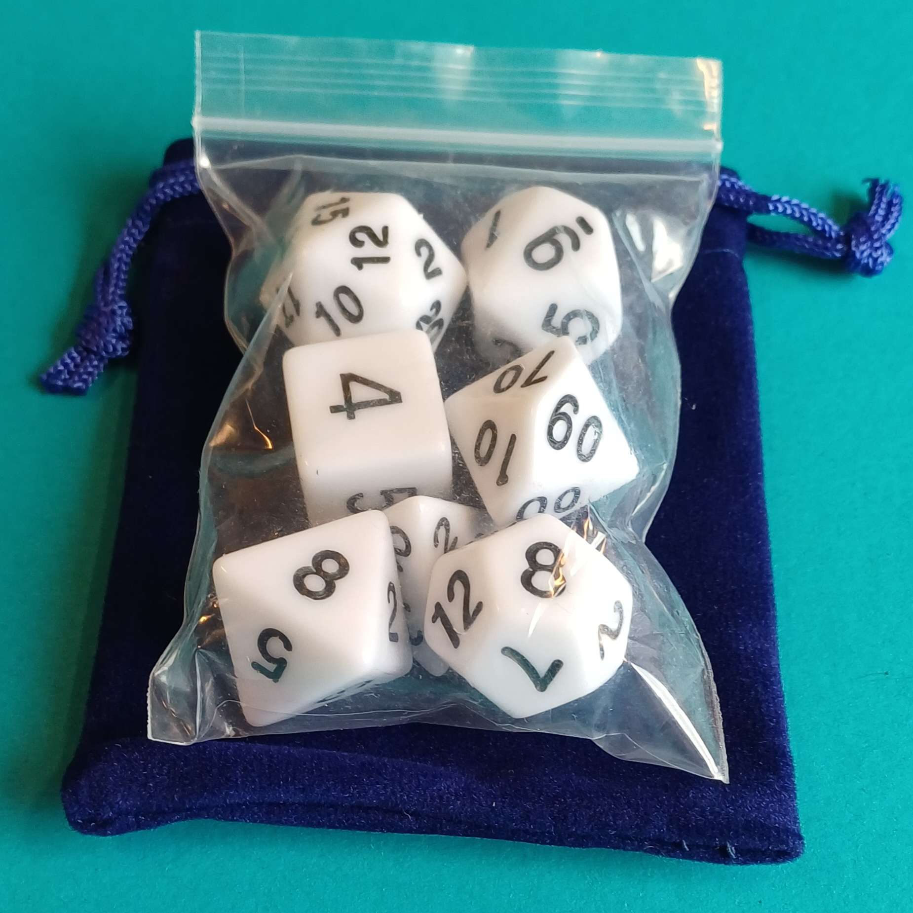 Polyhedral Dice Set – 7-teiliges Rollenspiel-Würfelset (inkl. Samtbeutel) – Bild 5