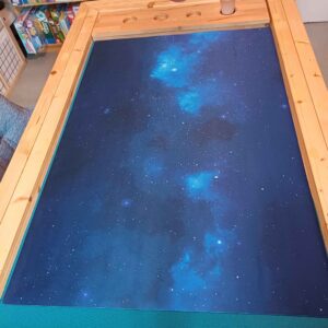 Spielmatte für Brettspiele – Blue Nebula – 120 × 80 cm